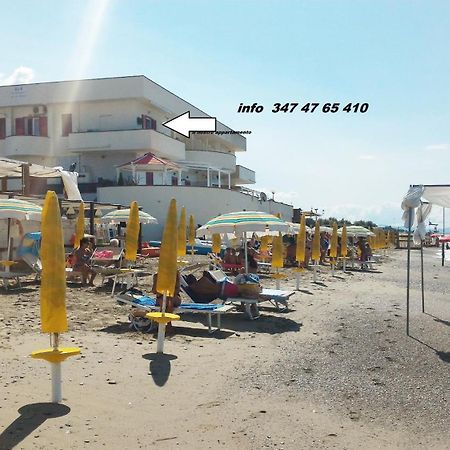Casa Vacanze Dei Navigatori On The Sea Pontecagnano Eksteriør billede