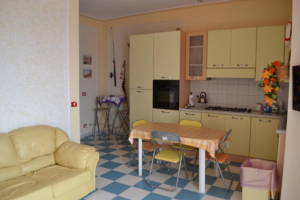 Casa Vacanze Dei Navigatori On The Sea Pontecagnano Eksteriør billede