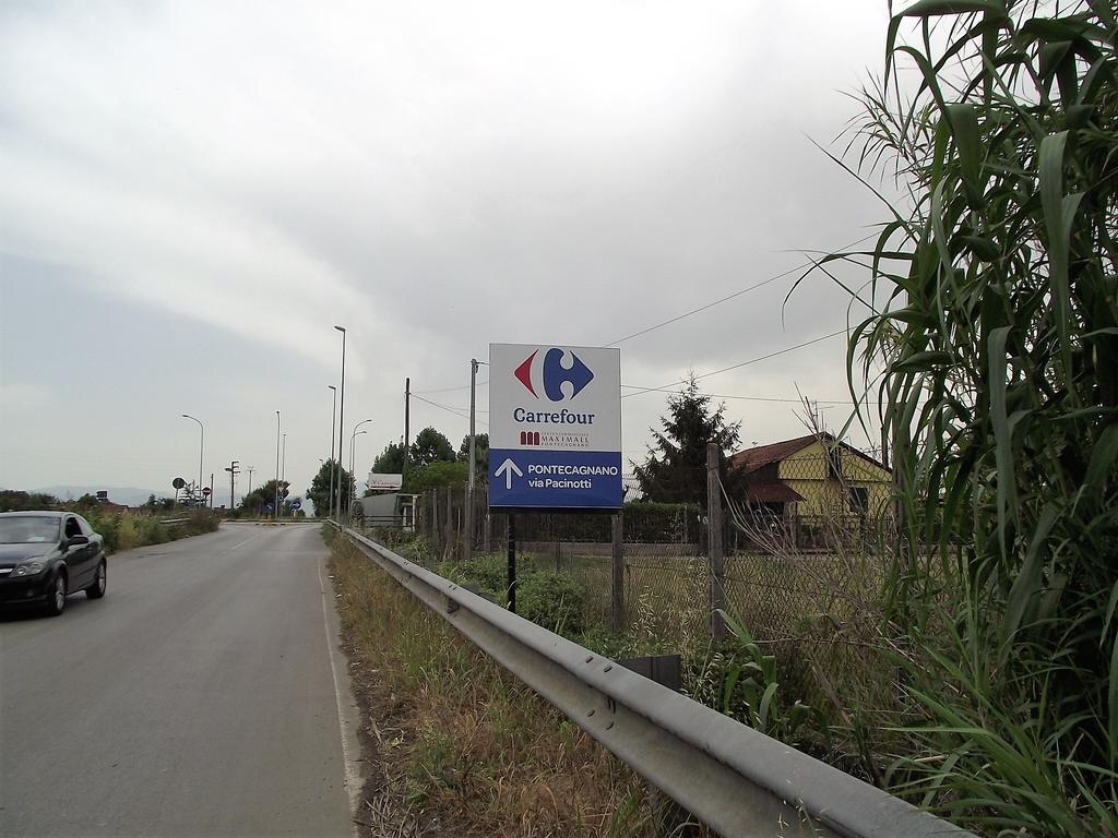 Casa Vacanze Dei Navigatori On The Sea Pontecagnano Eksteriør billede